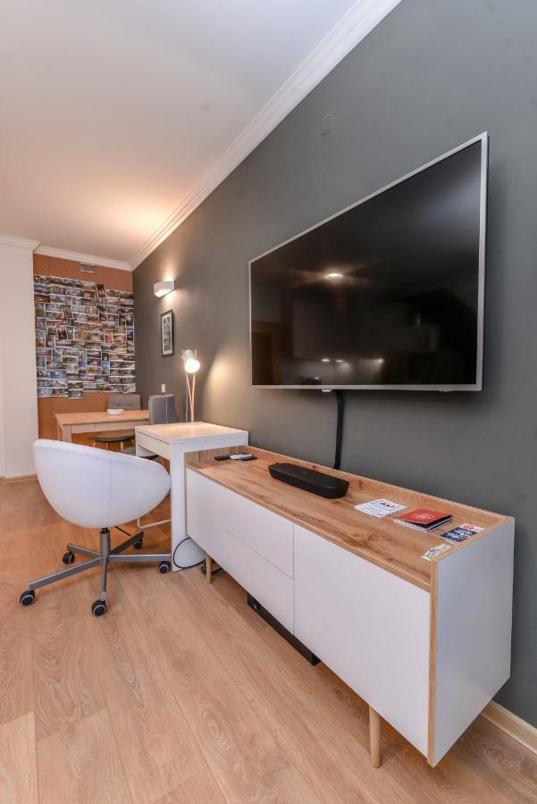 The Spot - Fully Equipped, Central, Modern Studio By Flat Mаnager Sofia Extérieur photo
